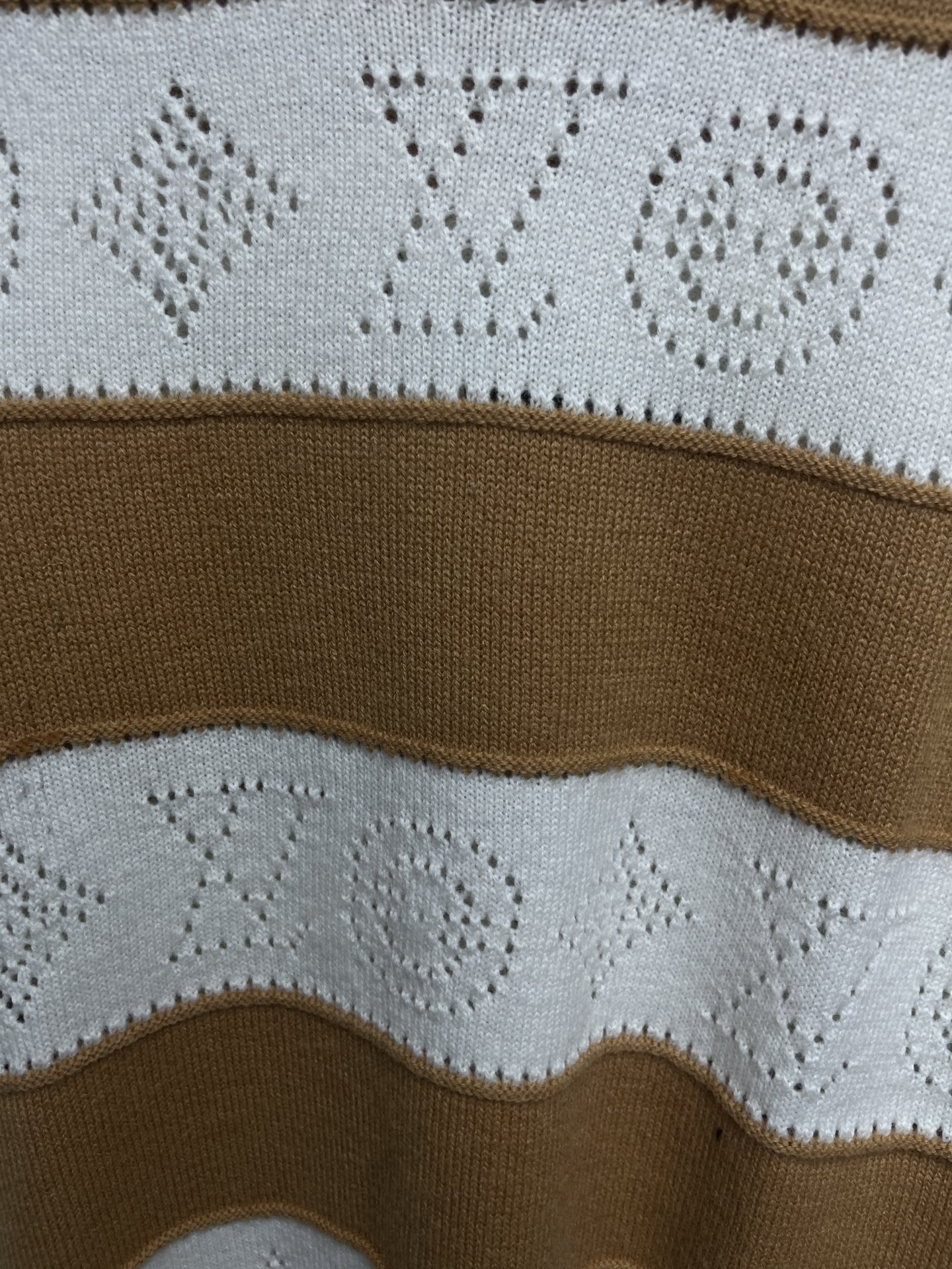 Women's short sleeves